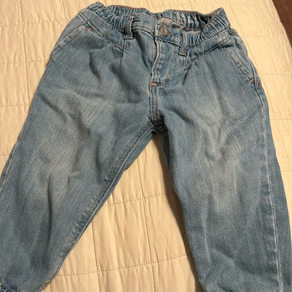 Toddler jeans gap excellent condition elastic bottom stretchy waist